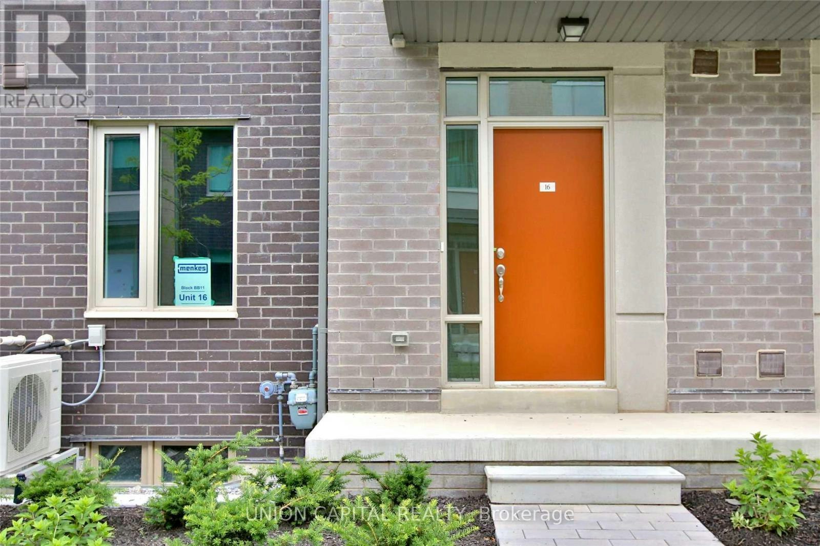 16-18 Applewood Lane, Toronto, ON, M9C 0C1