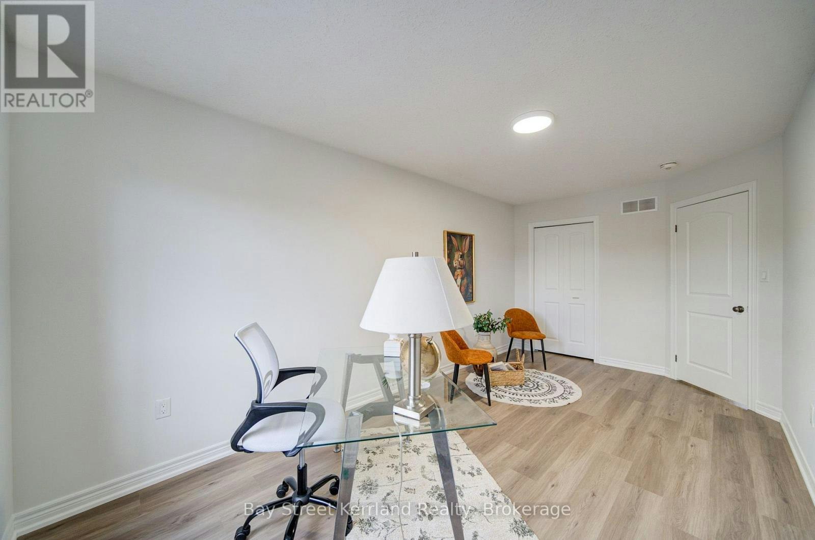 31 Marshall Drive, Guelph, ON, N1E 0K7 - 32
