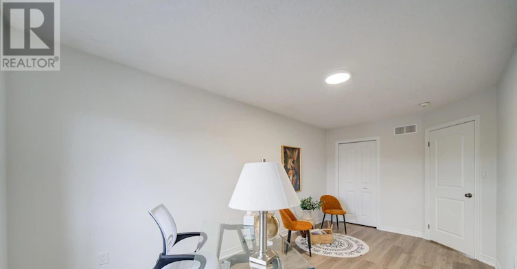 31 Marshall Drive, Guelph, ON, N1E 0K7 - 32