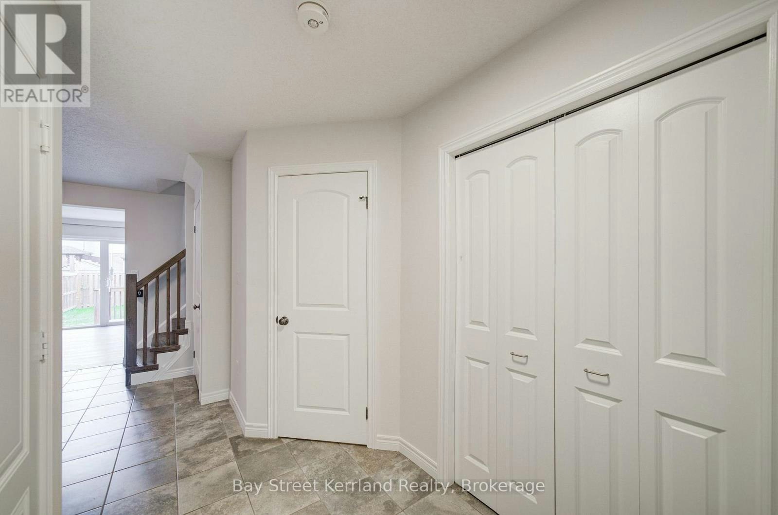 31 Marshall Drive, Guelph, ON, N1E 0K7 - 6