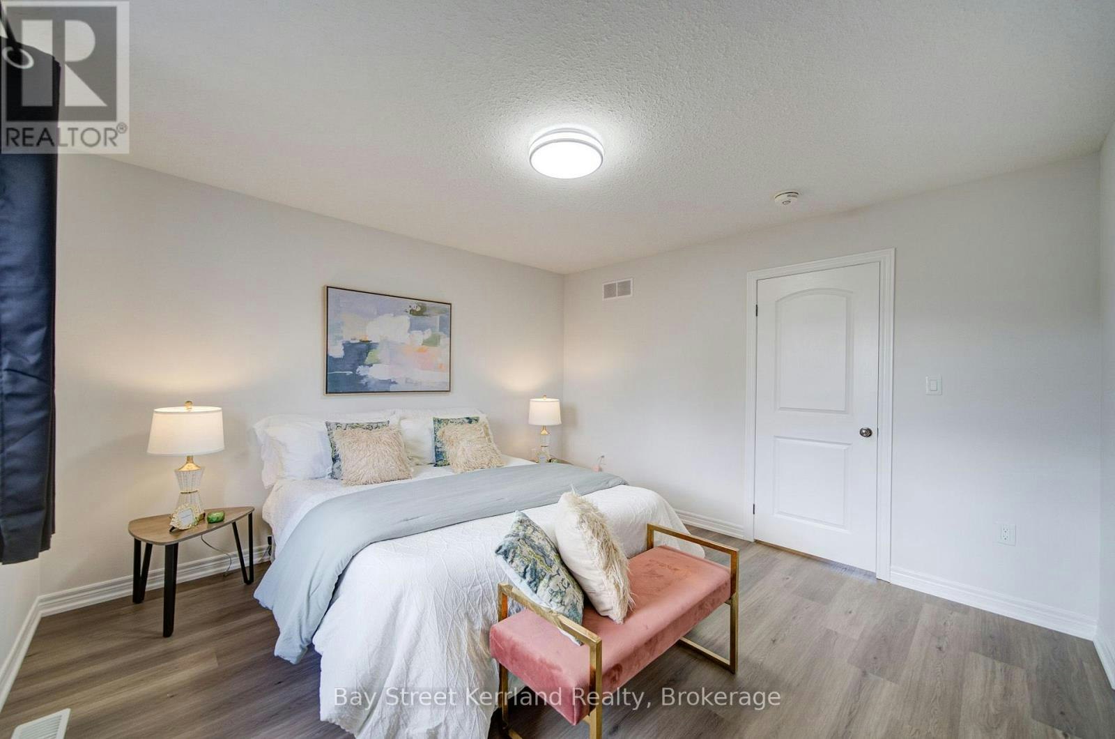 31 Marshall Drive, Guelph, ON, N1E 0K7 - 24