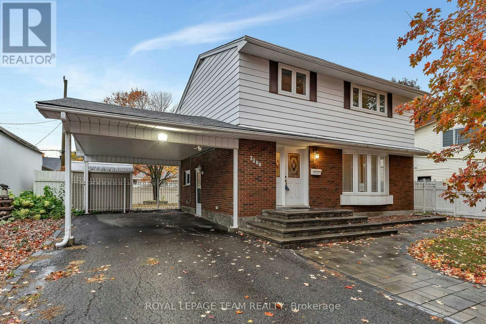 2200 Martha Avenue, Ottawa, ON, K1G 1K9