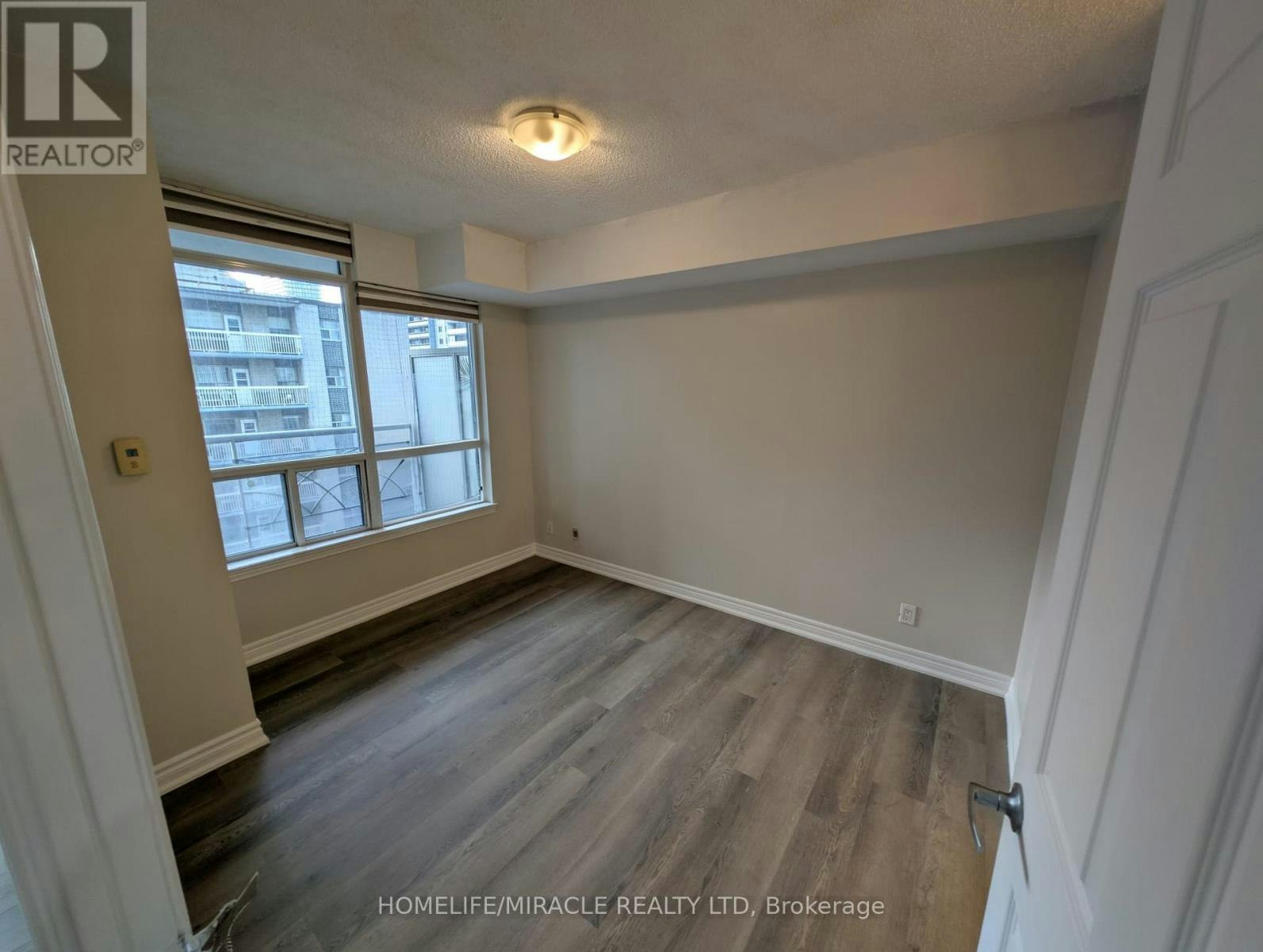 607-225 Wellesley Street, Toronto, ON, M4X 1X8 - 14