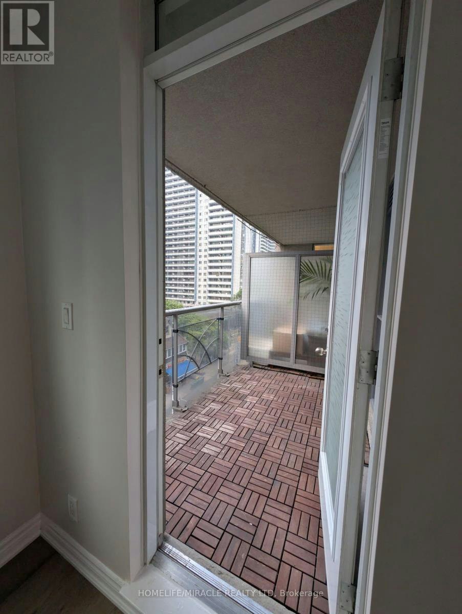 607-225 Wellesley Street, Toronto, ON, M4X 1X8 - 12
