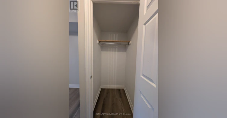 607-225 Wellesley Street, Toronto, ON, M4X 1X8 - 18