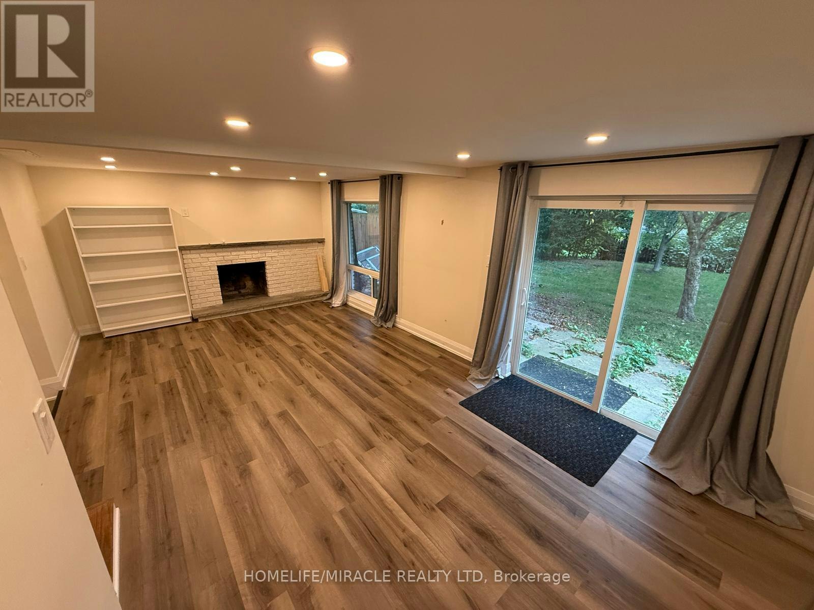 BSMT-838 Grace Street, Newmarket, ON, L3Y 2L7 - 3
