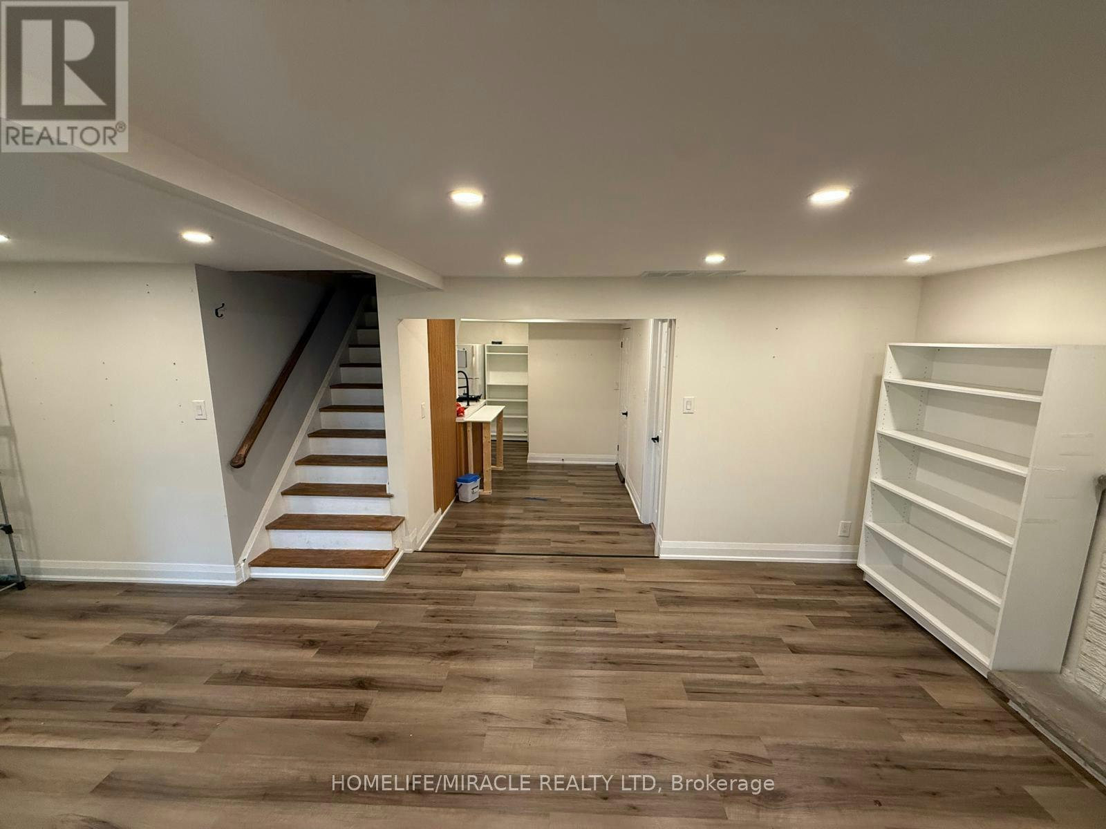 BSMT-838 Grace Street, Newmarket, ON, L3Y 2L7