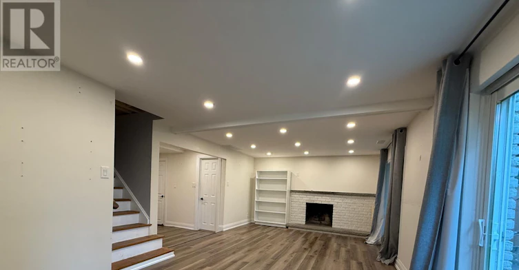 BSMT-838 Grace Street, Newmarket, ON, L3Y 2L7 - 12
