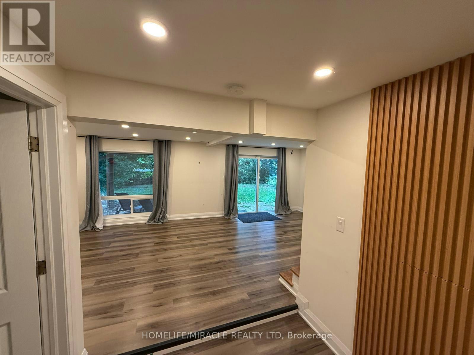 BSMT-838 Grace Street, Newmarket, ON, L3Y 2L7 - 11