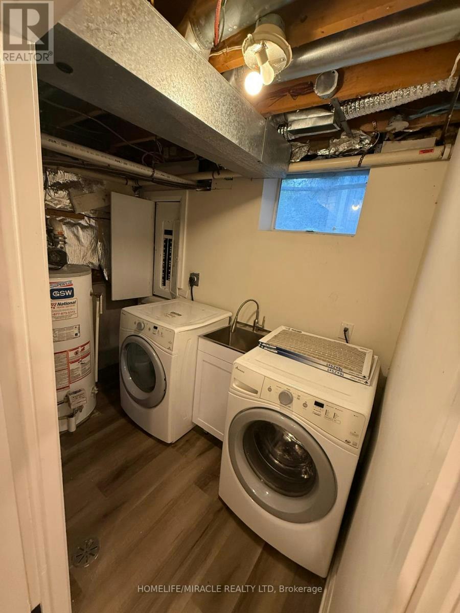 BSMT-838 Grace Street, Newmarket, ON, L3Y 2L7 - 6