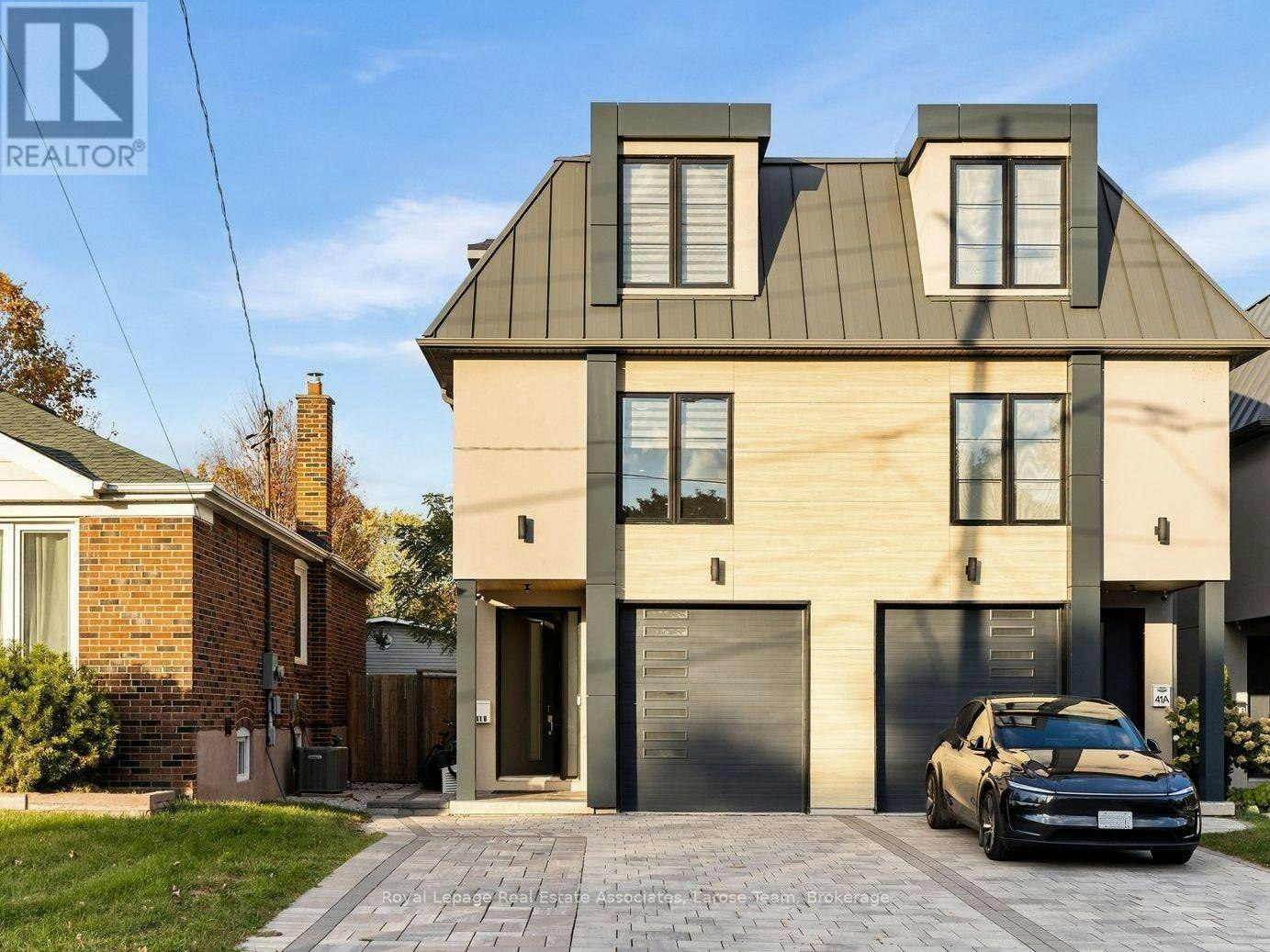 41 B Maple Avenue N, Mississauga, ON, L5H 2R9