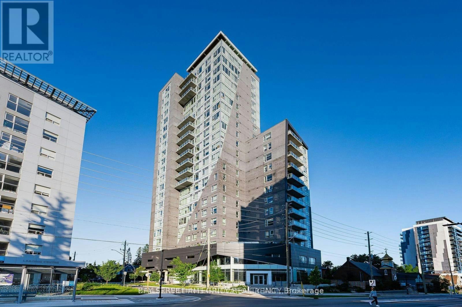 902-158 King Street, Waterloo, ON, N2J 0E5