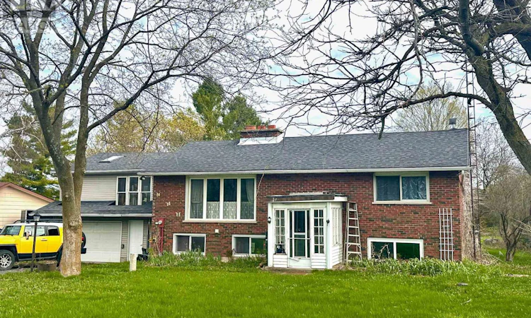 7537 County 2 Road