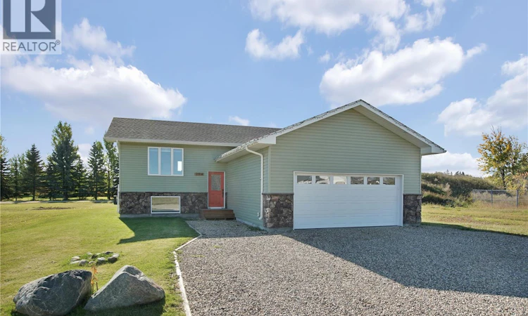 204 Willow Crescent