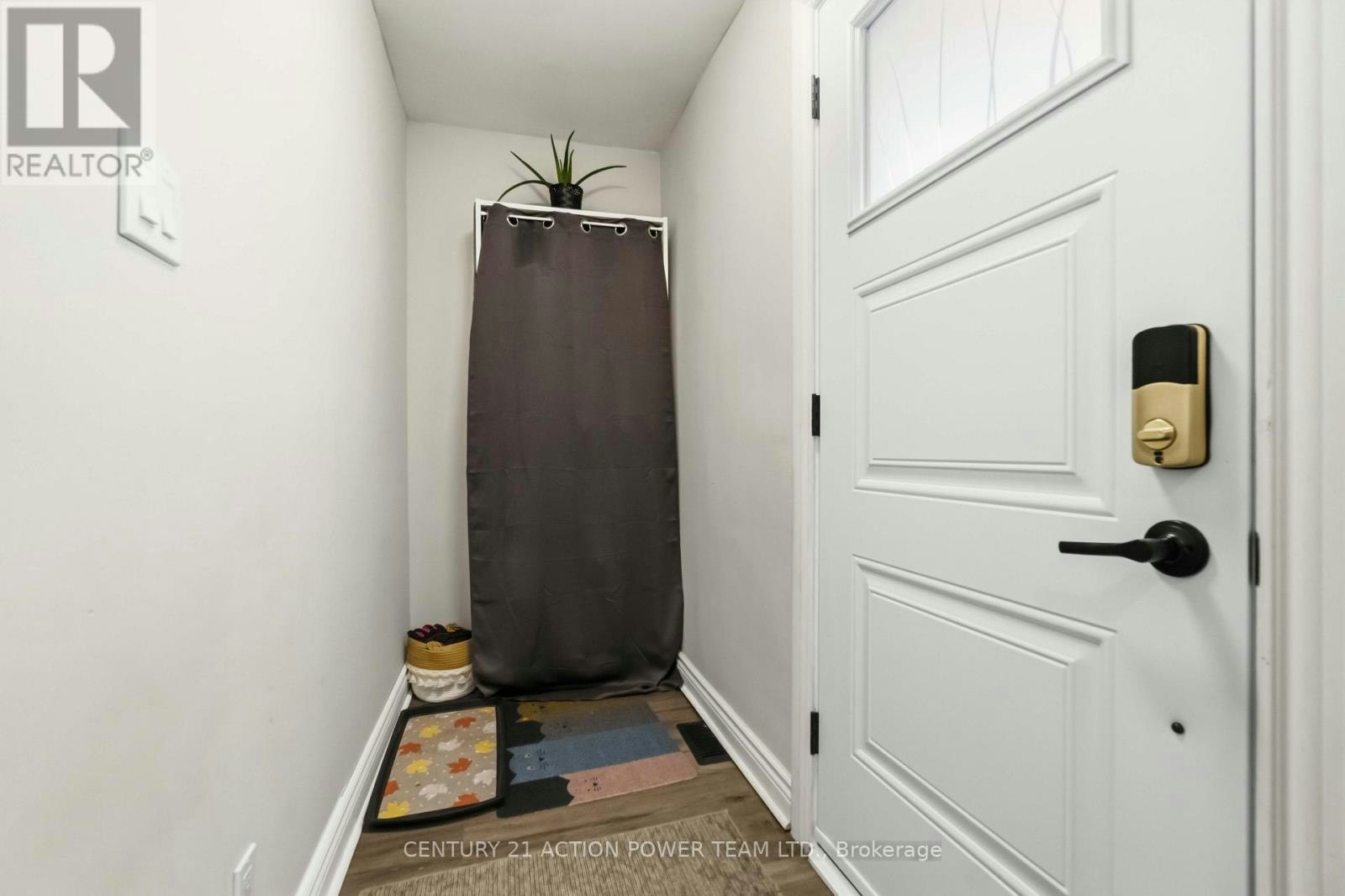 660 St Laurent Boulevard, Ottawa, ON, K1K 3A5 - 15