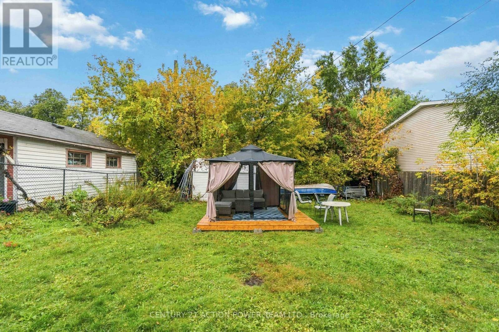 660 St Laurent Boulevard, Ottawa, ON, K1K 3A5 - 33