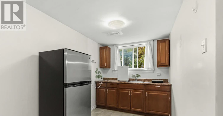 660 St Laurent Boulevard, Ottawa, ON, K1K 3A5 - 25