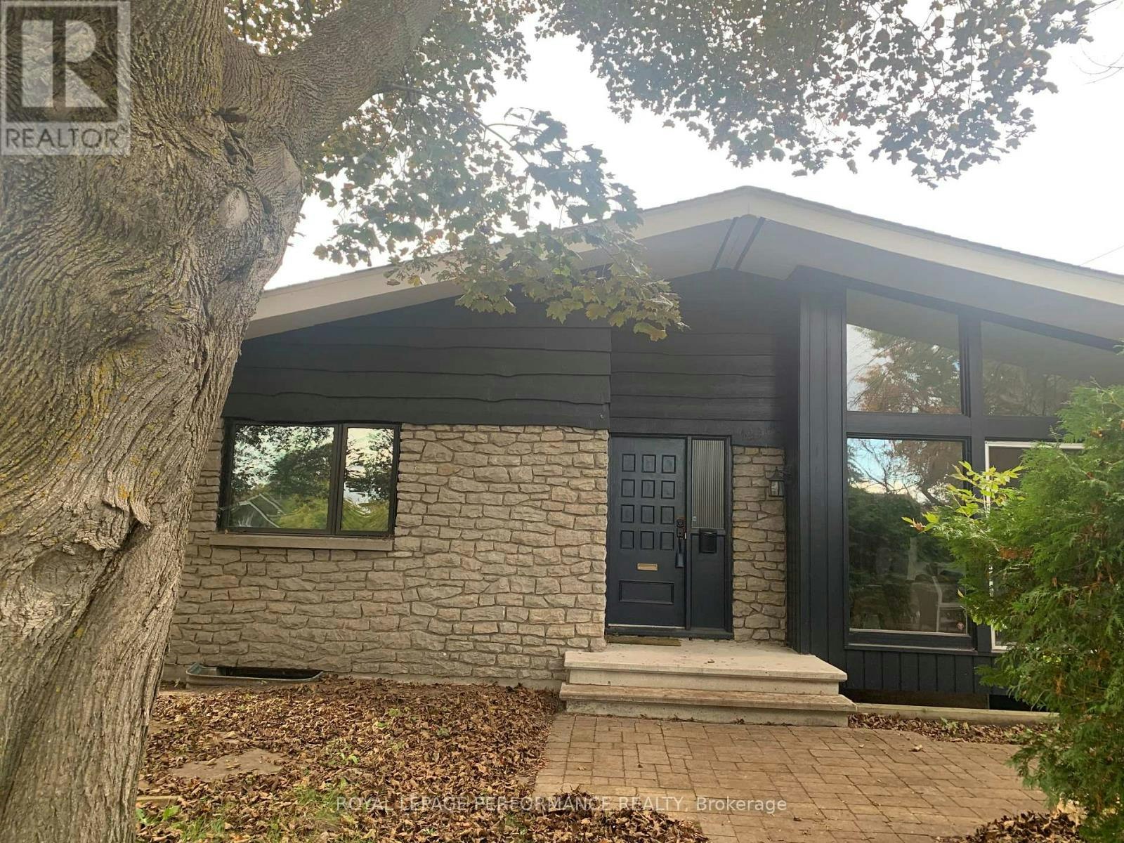 1294 Parkhill Circle, Ottawa, ON, K1H 6K3