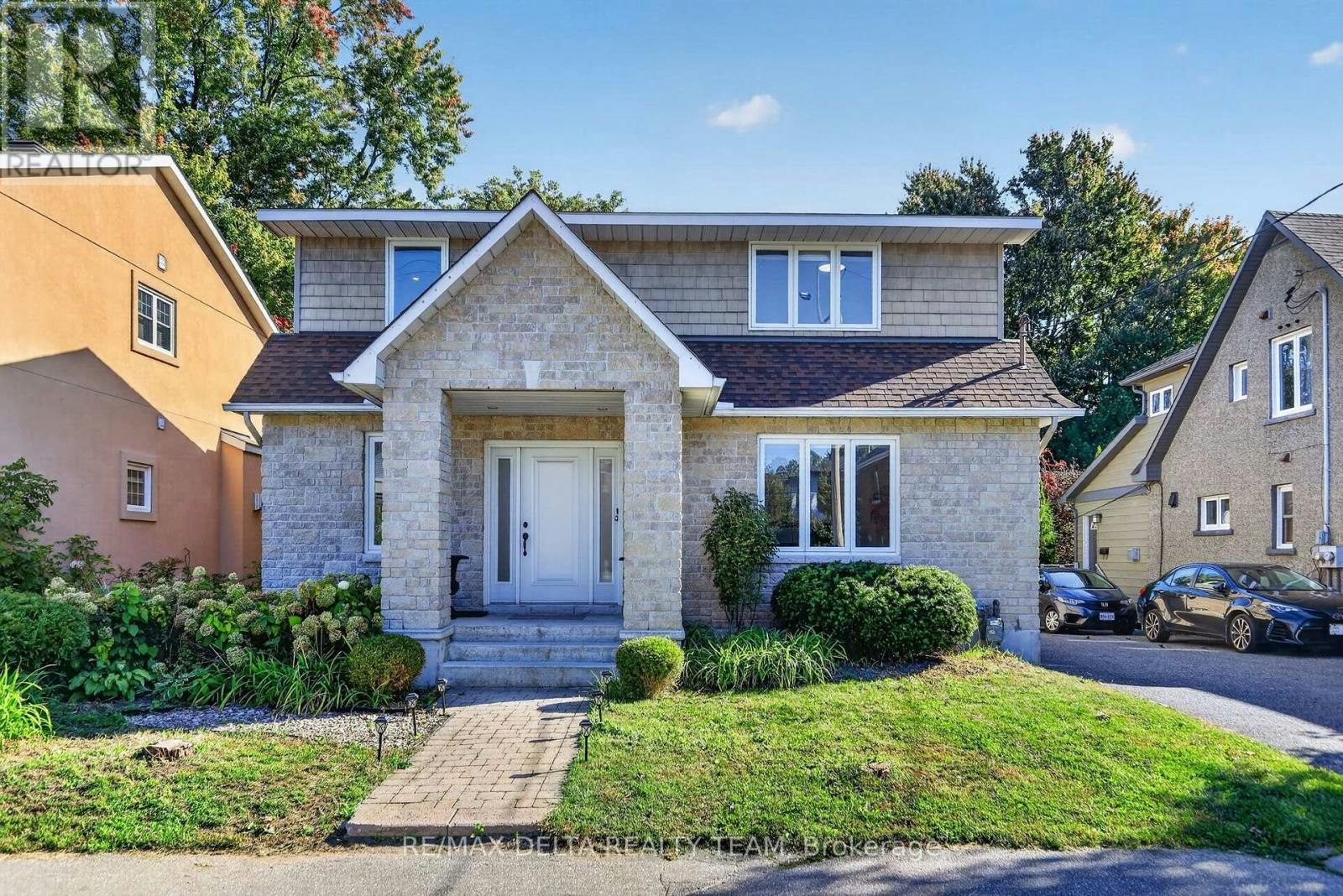 489 Evered Avenue, Ottawa, ON, K1Z 5K9