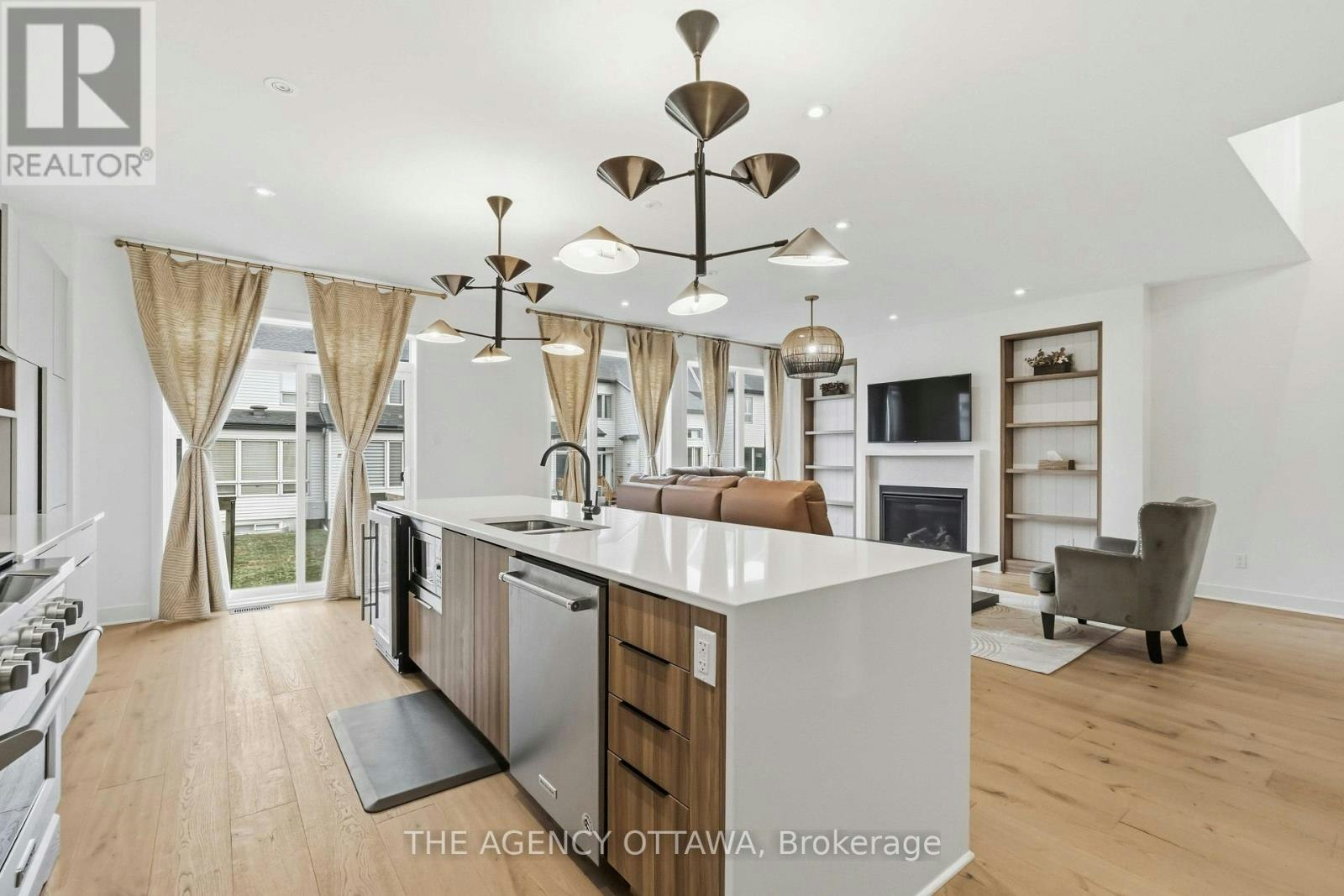 124 Dun Skipper Drive, Ottawa, ON, K1X 0G2 - 15
