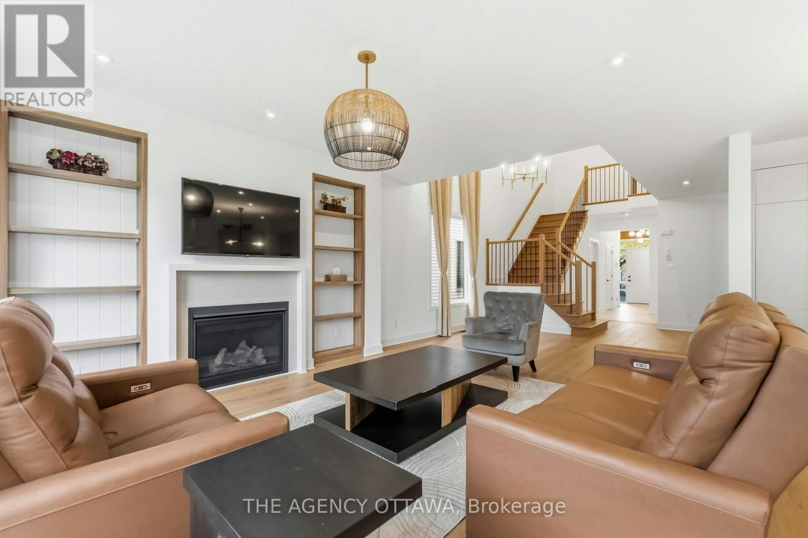 124 Dun Skipper Drive, Ottawa, ON, K1X 0G2 - 12