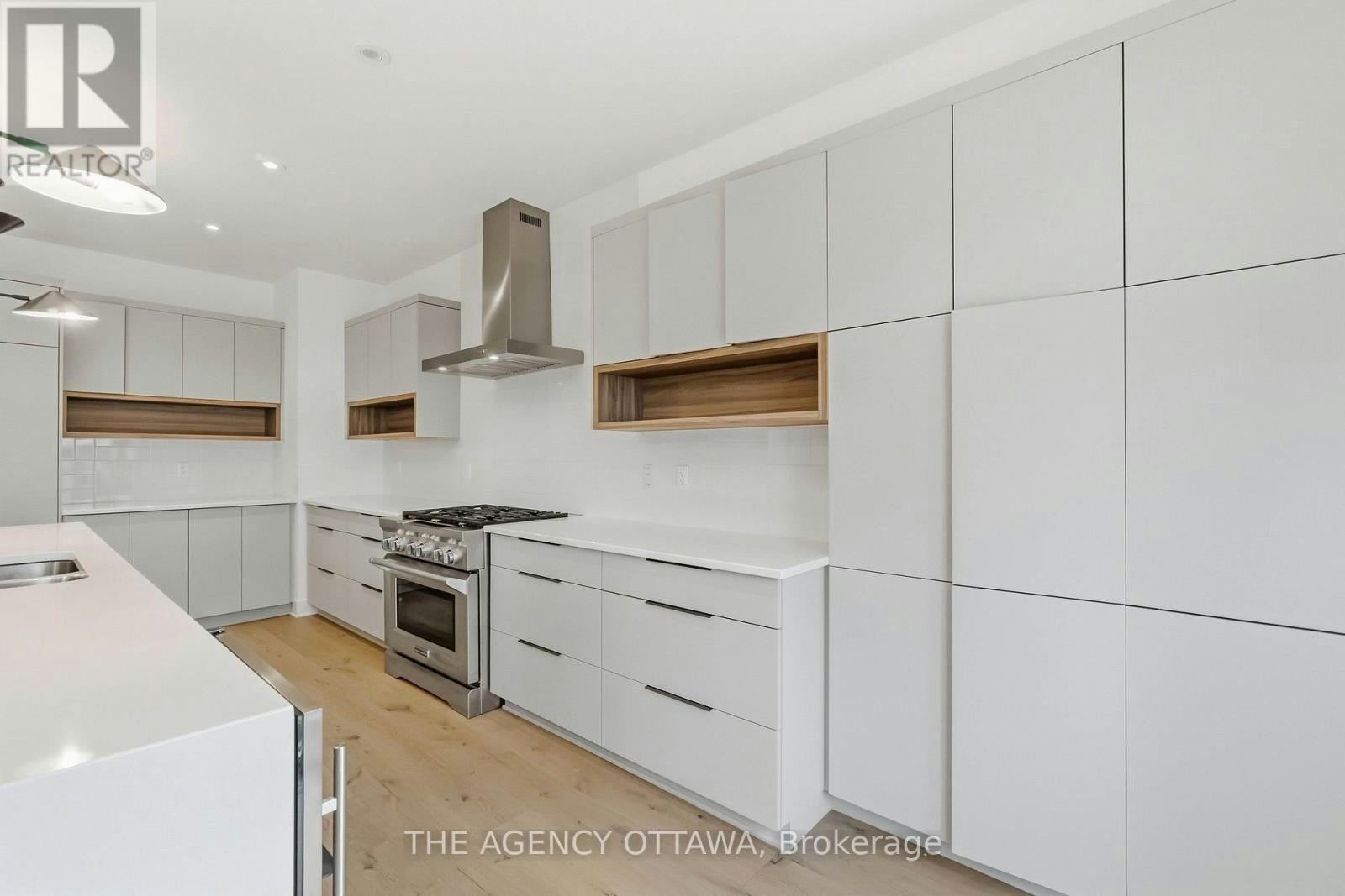 124 Dun Skipper Drive, Ottawa, ON, K1X 0G2 - 13