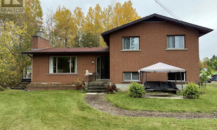 1027 Riverdale Road