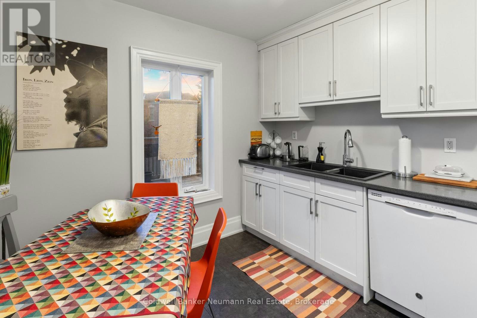 A-54 Yarmouth Street, Guelph, ON, N1H 4G3 - 4