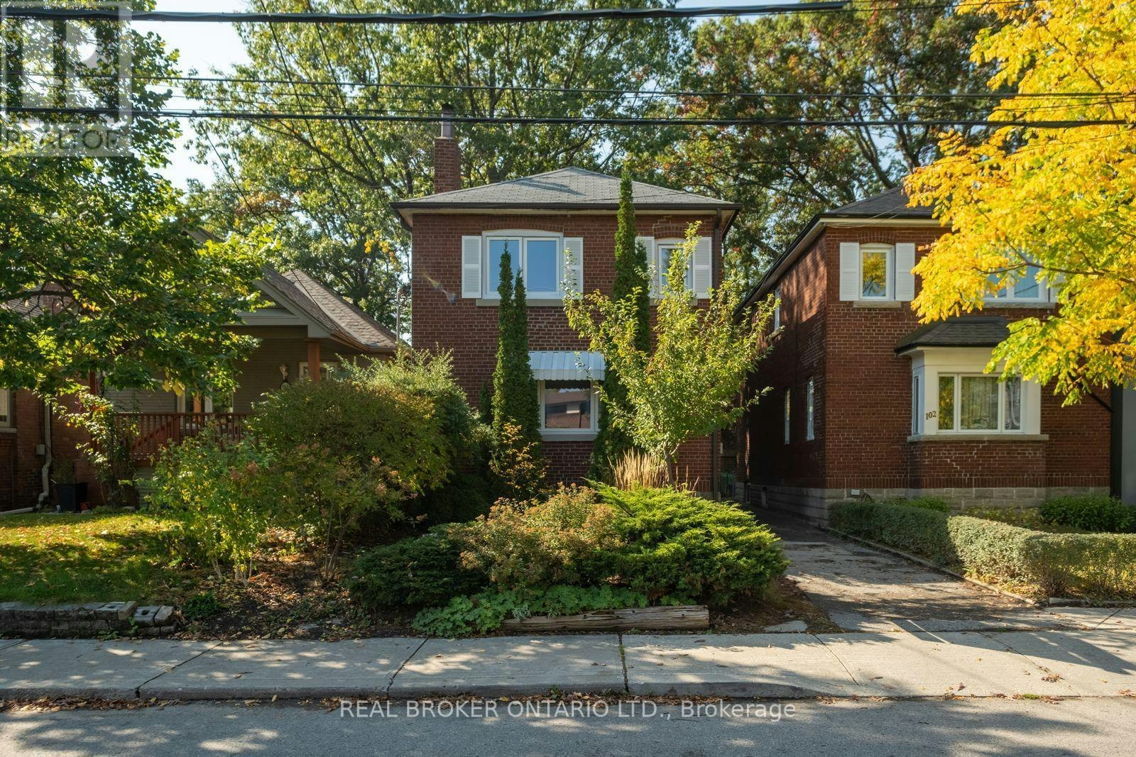 100 Oak Park Avenue, Toronto, ON, M4C 4M3