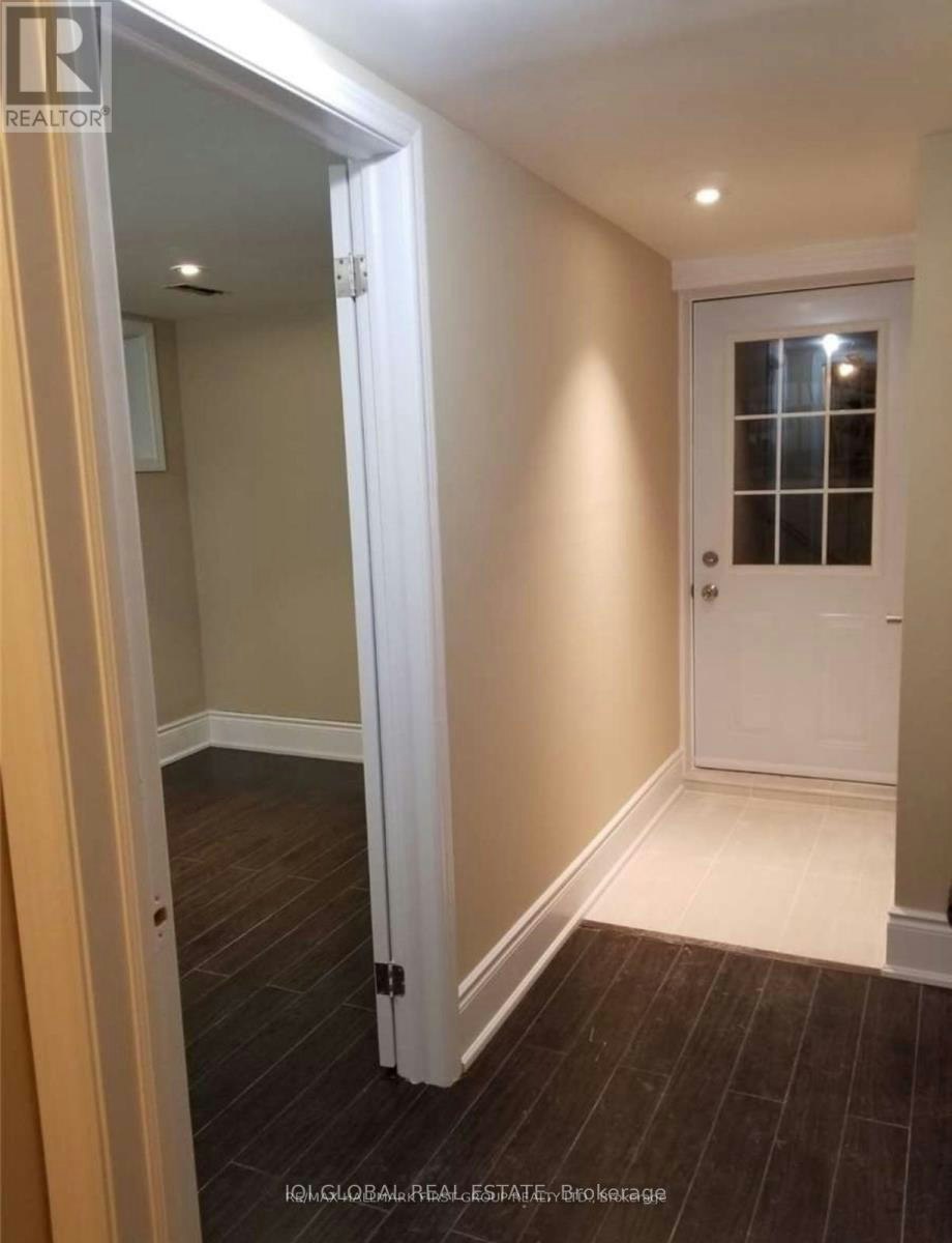 LOWER-54 Bethune Boulevard, Toronto, ON, M1M 3C1 - 2