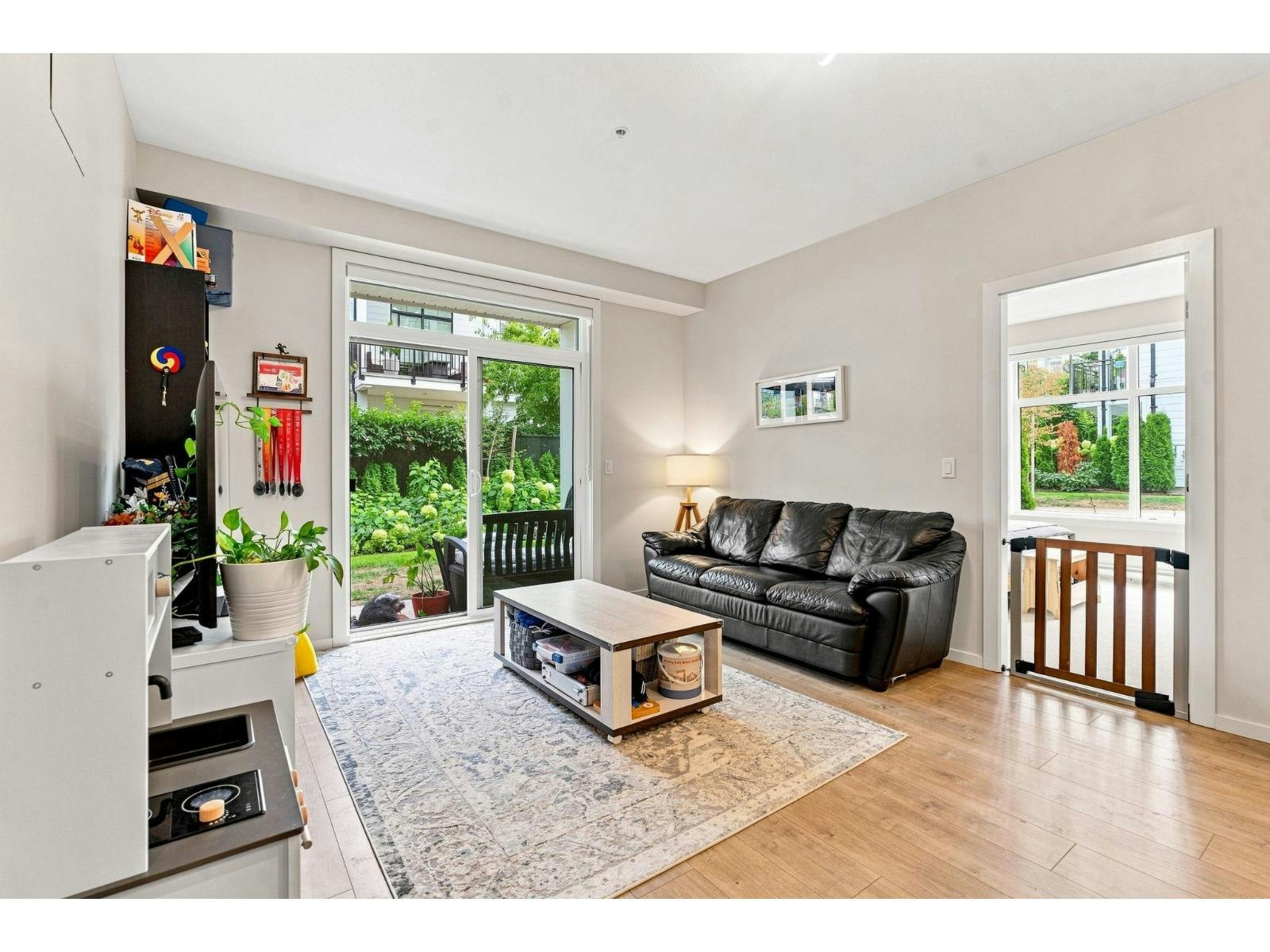 210-3319 148 Street - 2