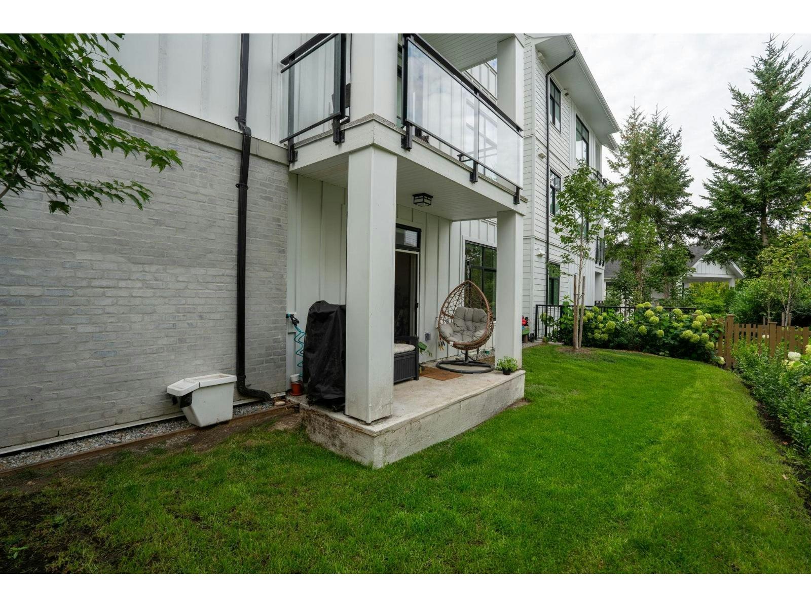 210-3319 148 Street, Surrey, BC, V4P 0J2 - 16