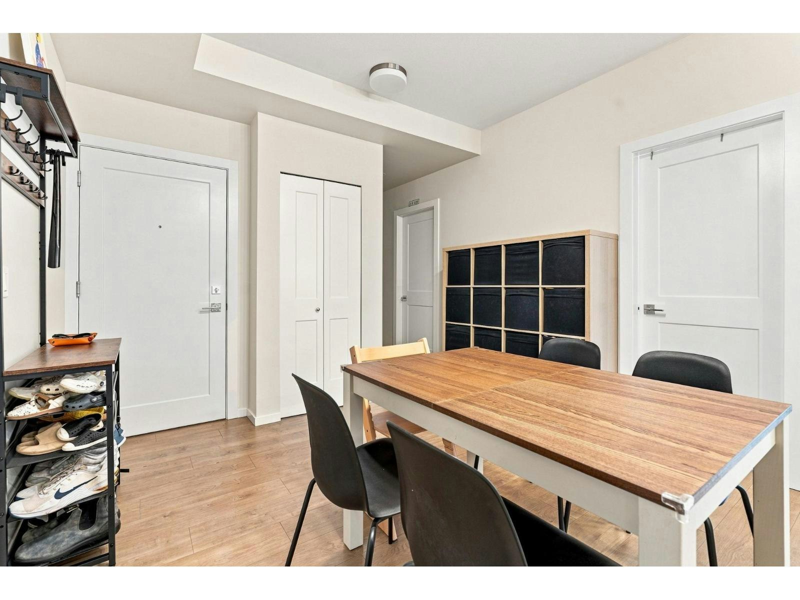 210-3319 148 Street, Surrey, BC, V4P 0J2 - 7