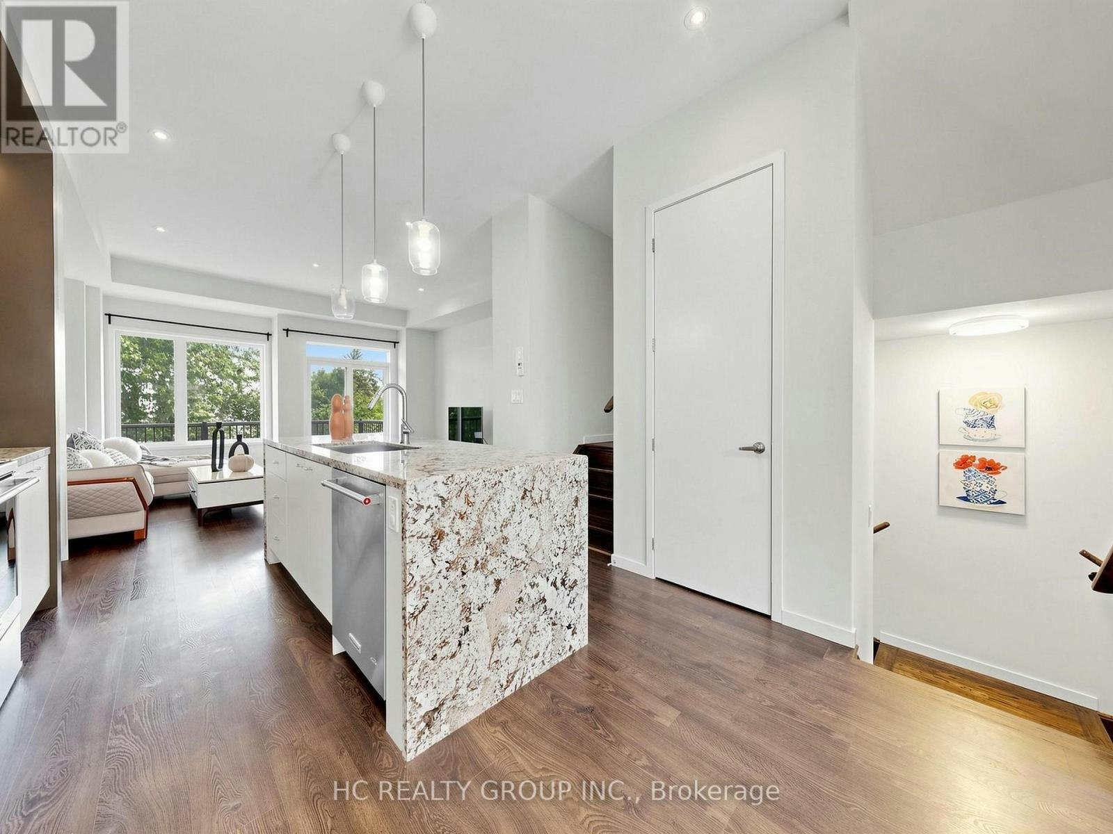 38 Lafferty Lane, Richmond Hill, ON, L4C 0Z8 - 10