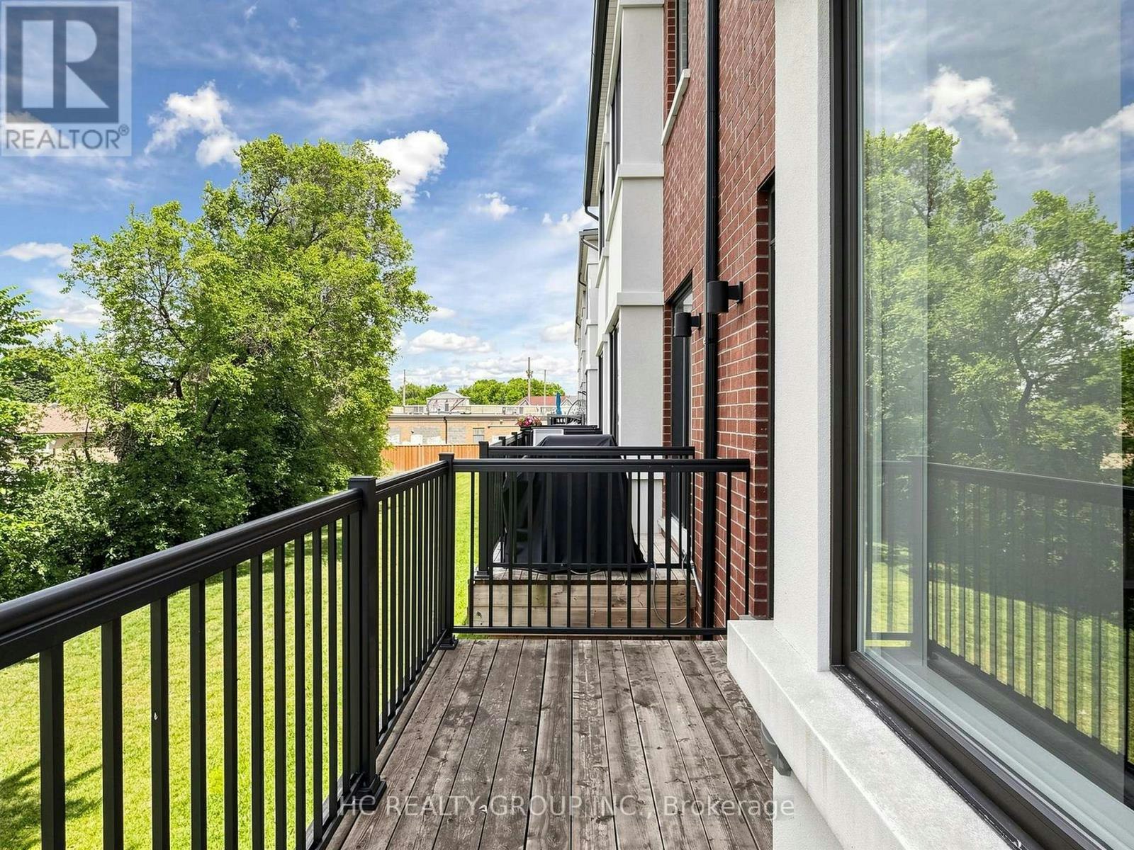 38 Lafferty Lane, Richmond Hill, ON, L4C 0Z8 - 17