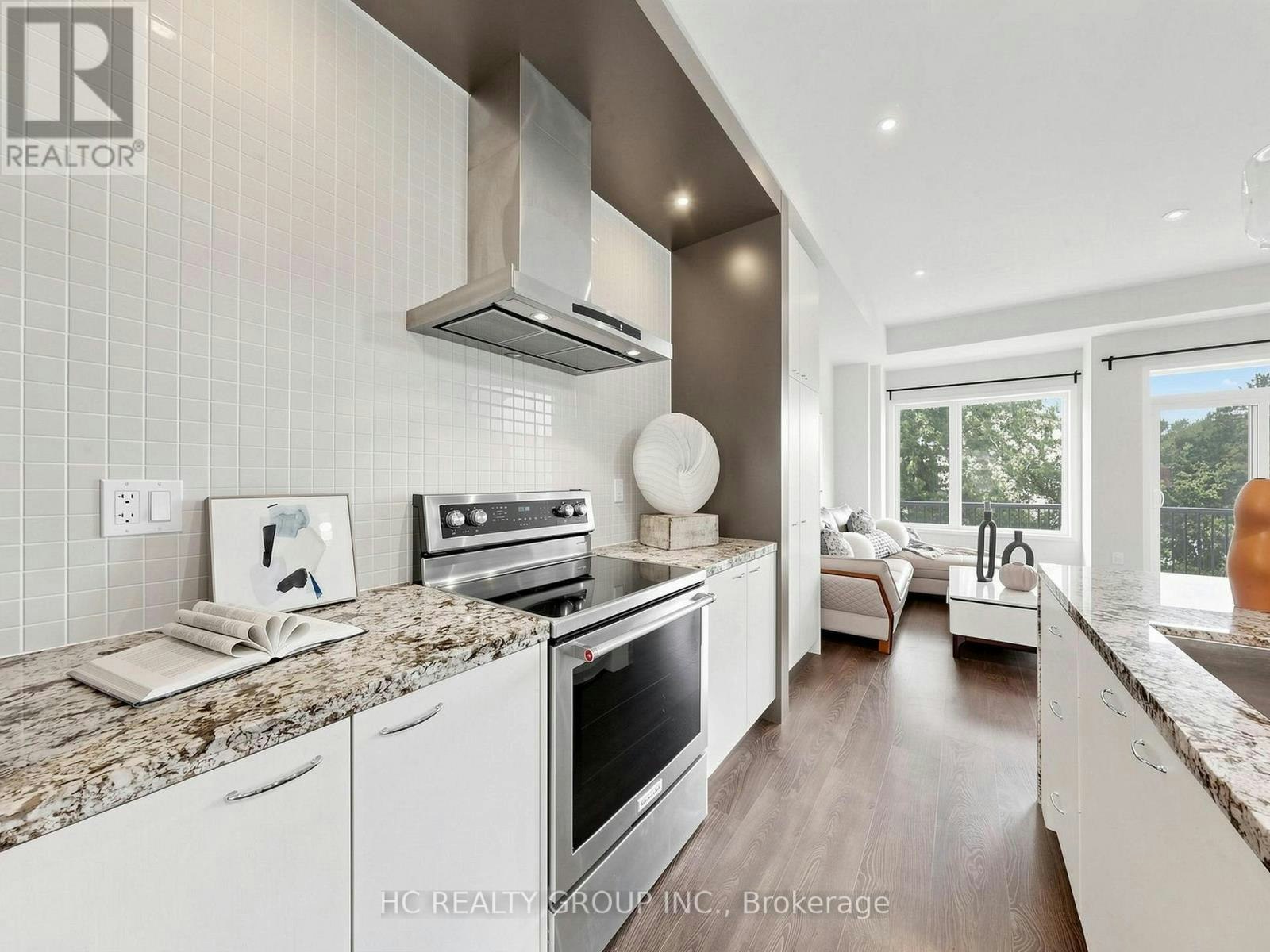 38 Lafferty Lane, Richmond Hill, ON, L4C 0Z8 - 11