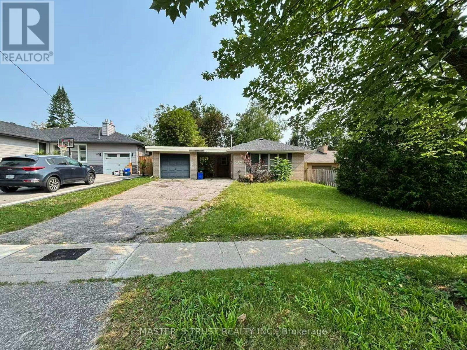 62 Melrose Avenue, Barrie, ON, L4M 2A9
