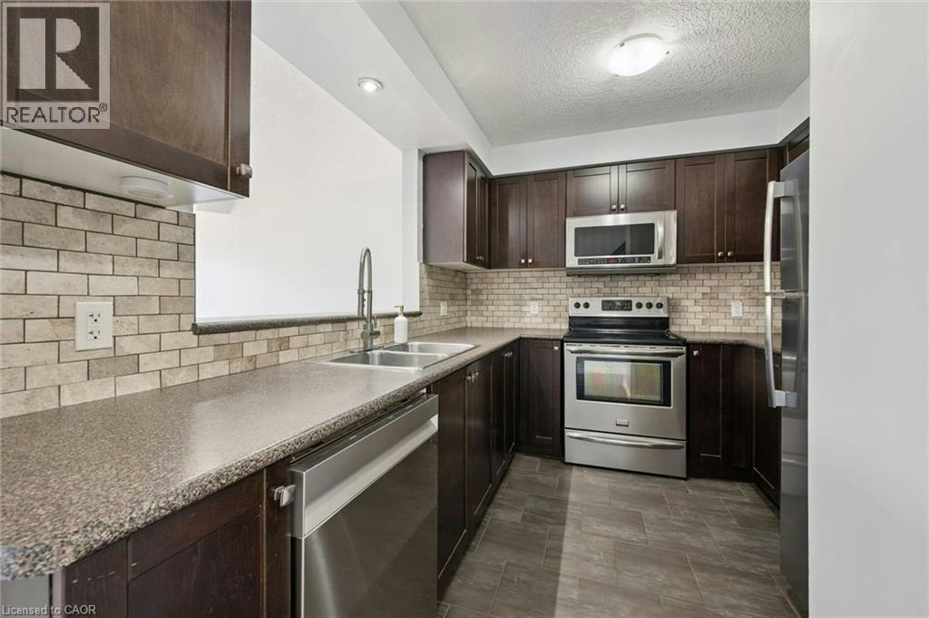 959 Zeller Crescent, Kitchener, ON, N2A 0C9 - 14