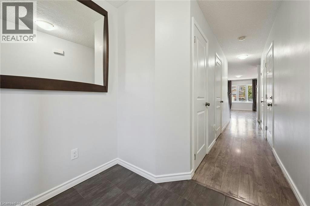 959 Zeller Crescent, Kitchener, ON, N2A 0C9 - 6