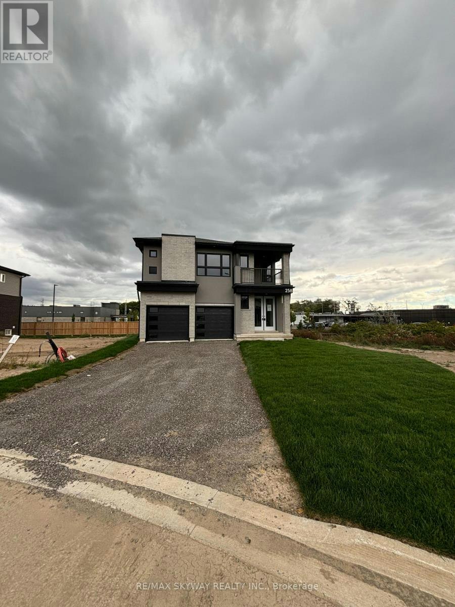 258 Wellandwale Drive, Welland, ON, L3C 0K3