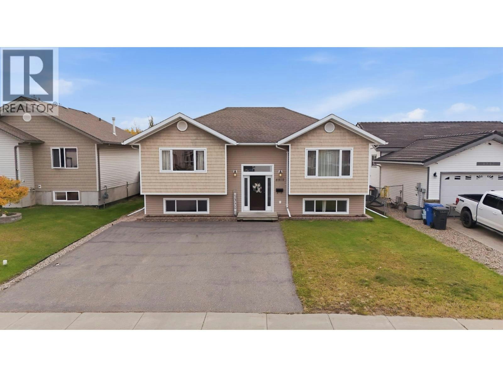 8919 98 Avenue, Fort St. John, BC, V1J 7C9