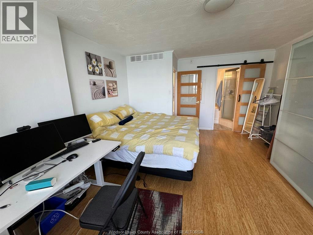 1105-111 Riverside Drive East, Windsor, ON, N9A 2S6 - 9