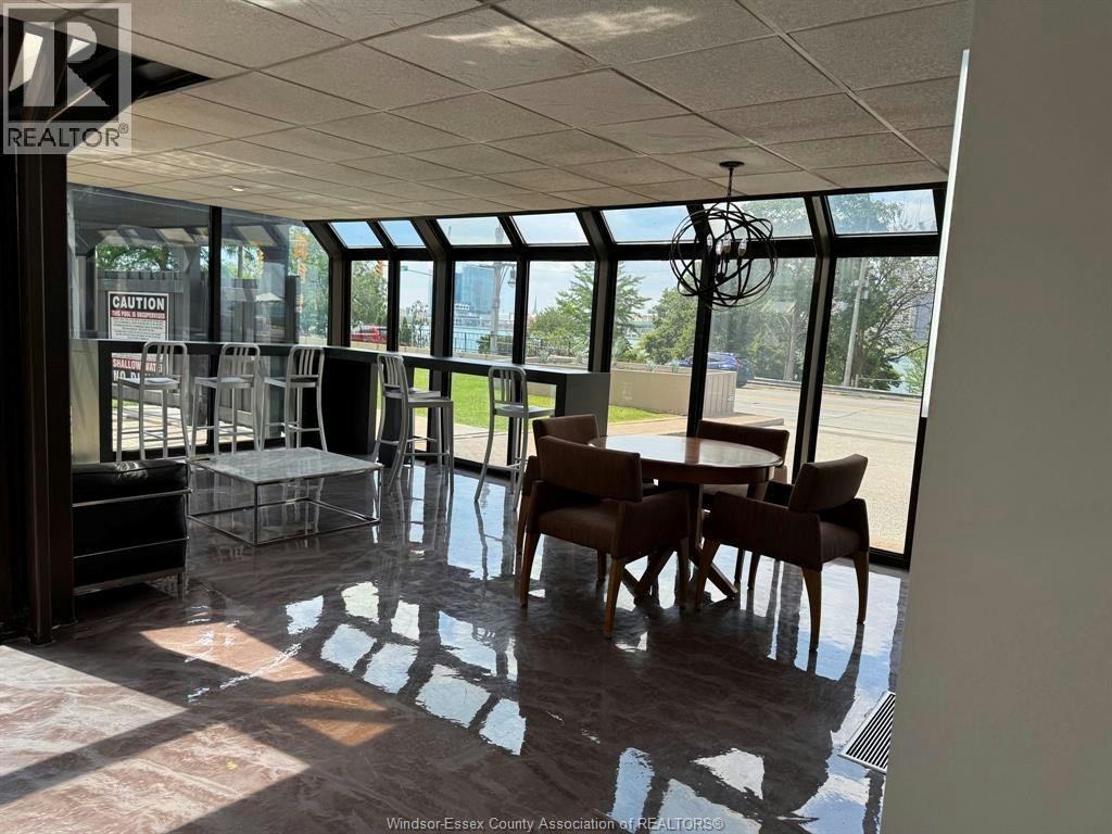 1105-111 Riverside Drive East, Windsor, ON, N9A 2S6 - 3