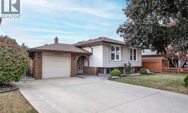 21 Green Forest Drive