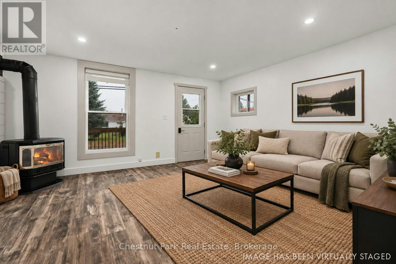 156 Main Street, Perry, ON, P0A 1R0 - 4