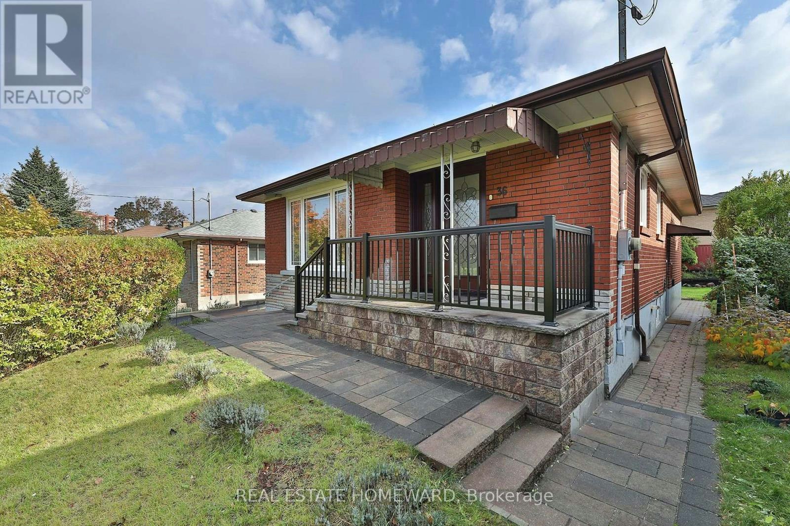LOWER-36 Kim Court, Toronto, ON, M1K 3R6