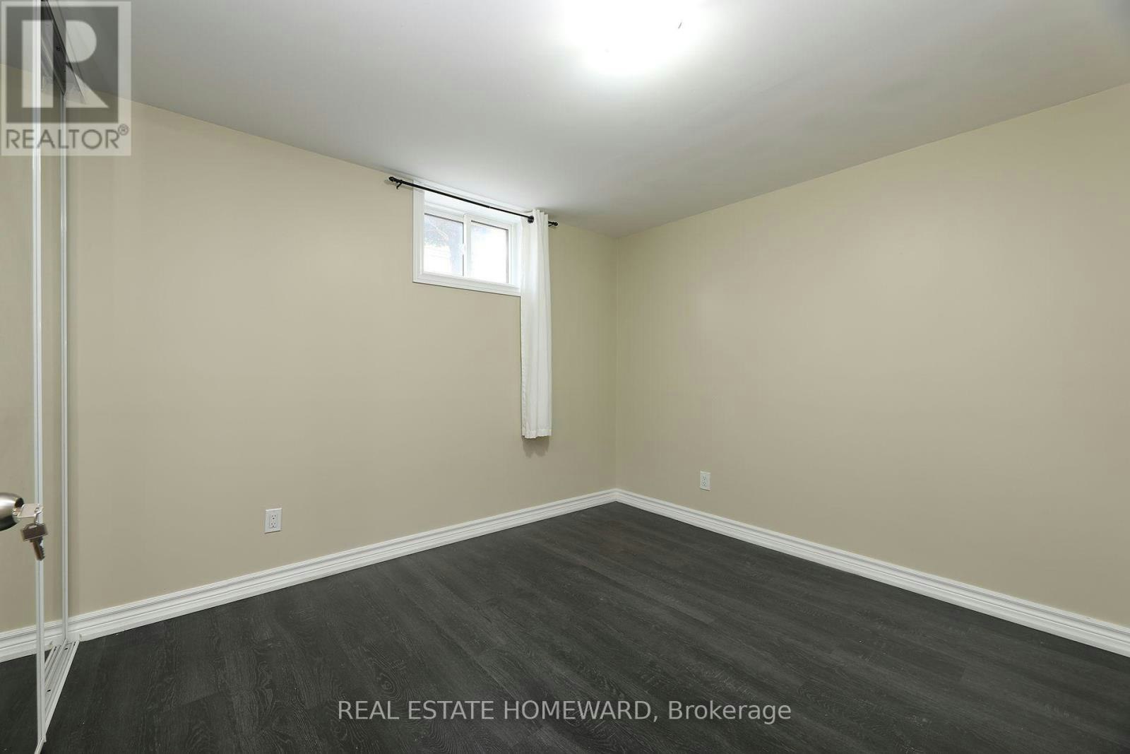 LOWER-36 Kim Court, Toronto, ON, M1K 3R6 - 8