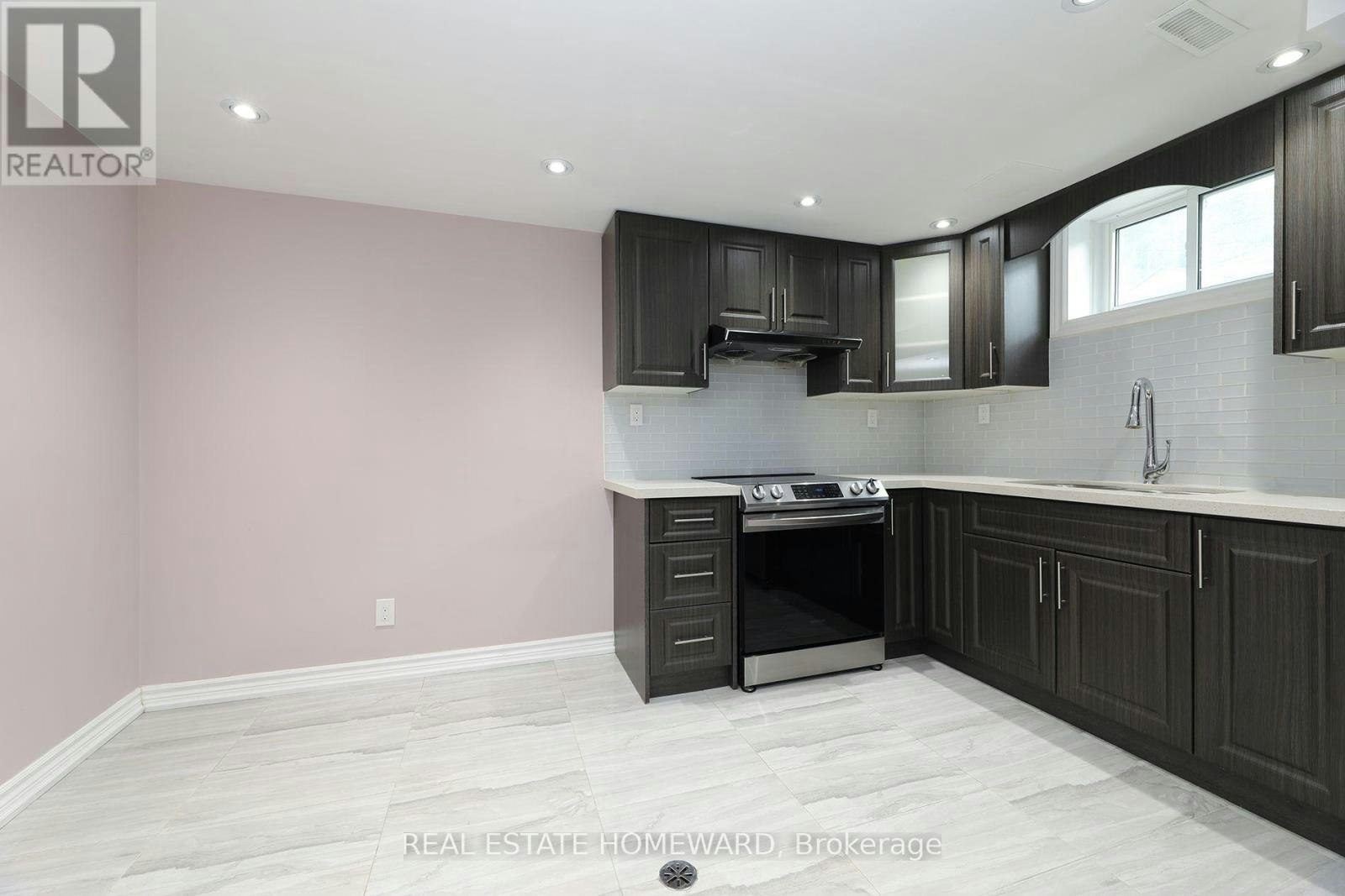 LOWER-36 Kim Court, Toronto, ON, M1K 3R6 - 16