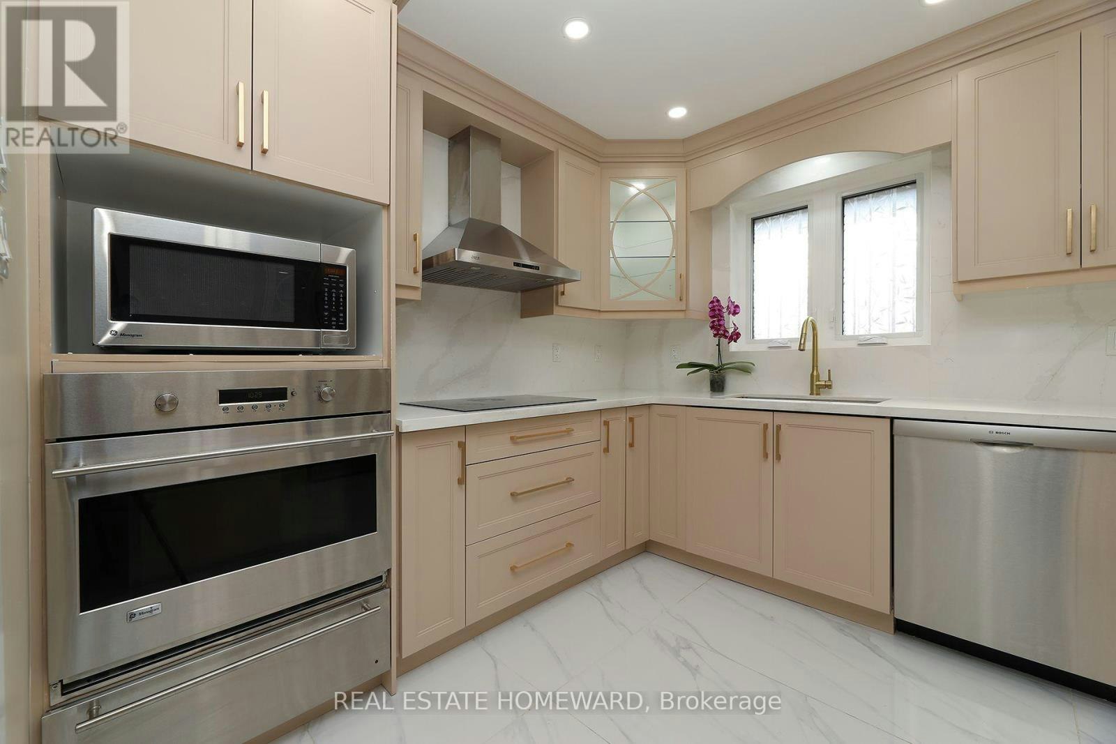 UPPER-36 Kim Court, Toronto, ON, M1K 3R6 - 14