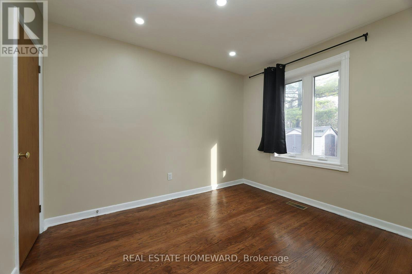 UPPER-36 Kim Court, Toronto, ON, M1K 3R6 - 23